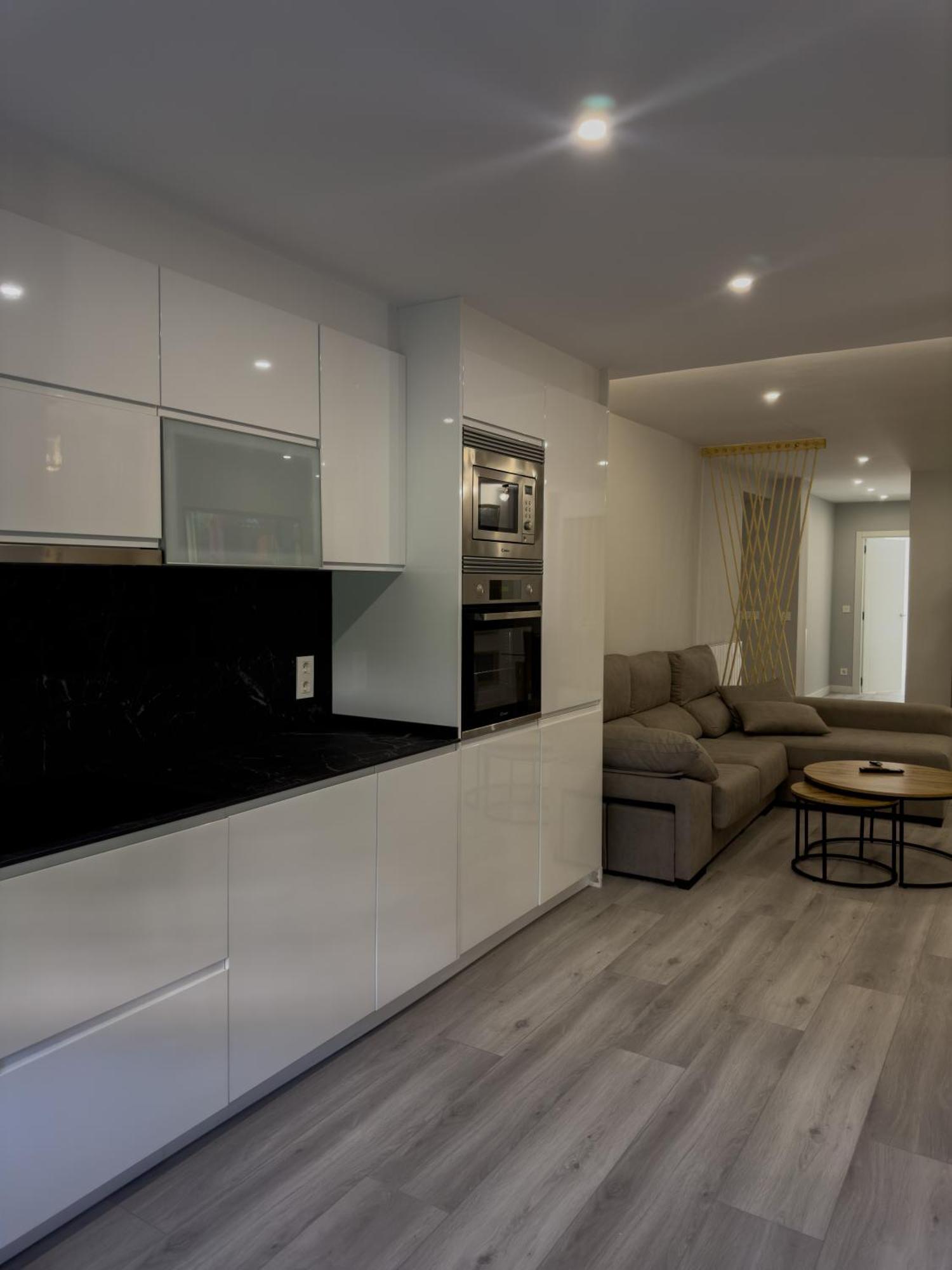 Lujo, Urbano Centrico Apartment เอลกอยบาร์ ภายนอก รูปภาพ